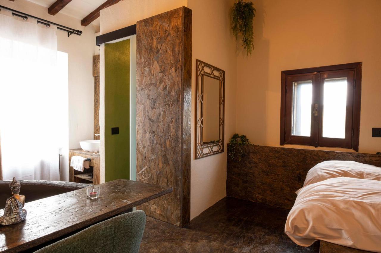 Maison Chanely Calcata Eksteriør billede